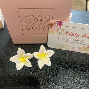 Plumeria studs 18 Karat, gold plated stud